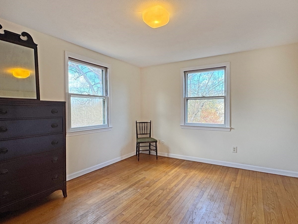 185 Middle Street Amherst, MA 01002 - Photo 11 of 42 Gallery Image 11
