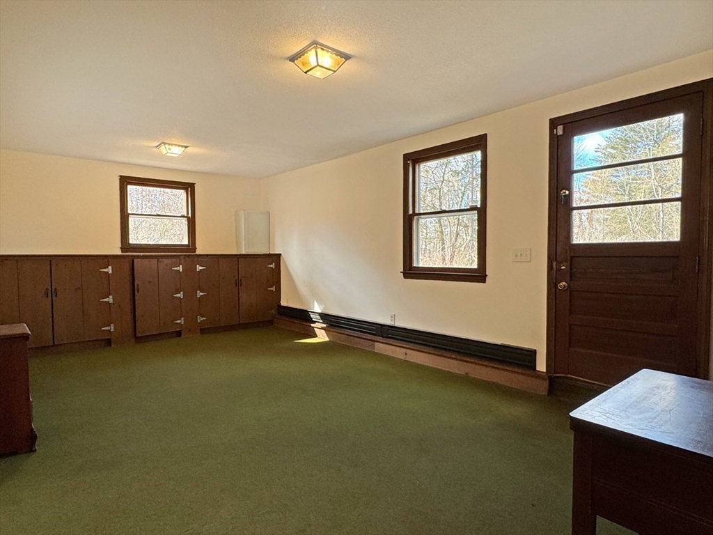 185 Middle Street Amherst, MA 01002 - Photo 17 of 42 Gallery Image 17