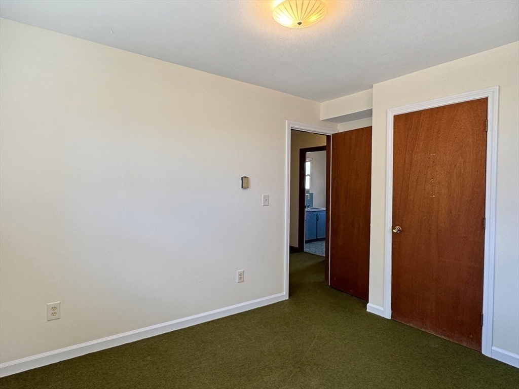 185 Middle Street Amherst, MA 01002 - Photo 25 of 42 Gallery Image 25