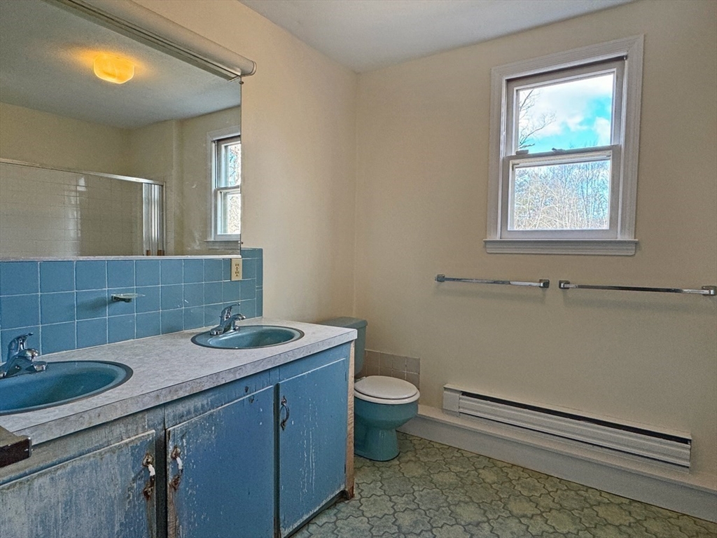 185 Middle Street Amherst, MA 01002 - Photo 26 of 42 Gallery Image 26