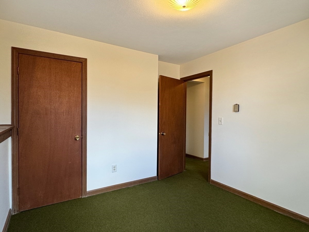 185 Middle Street Amherst, MA 01002 - Photo 29 of 42 Gallery Image 29