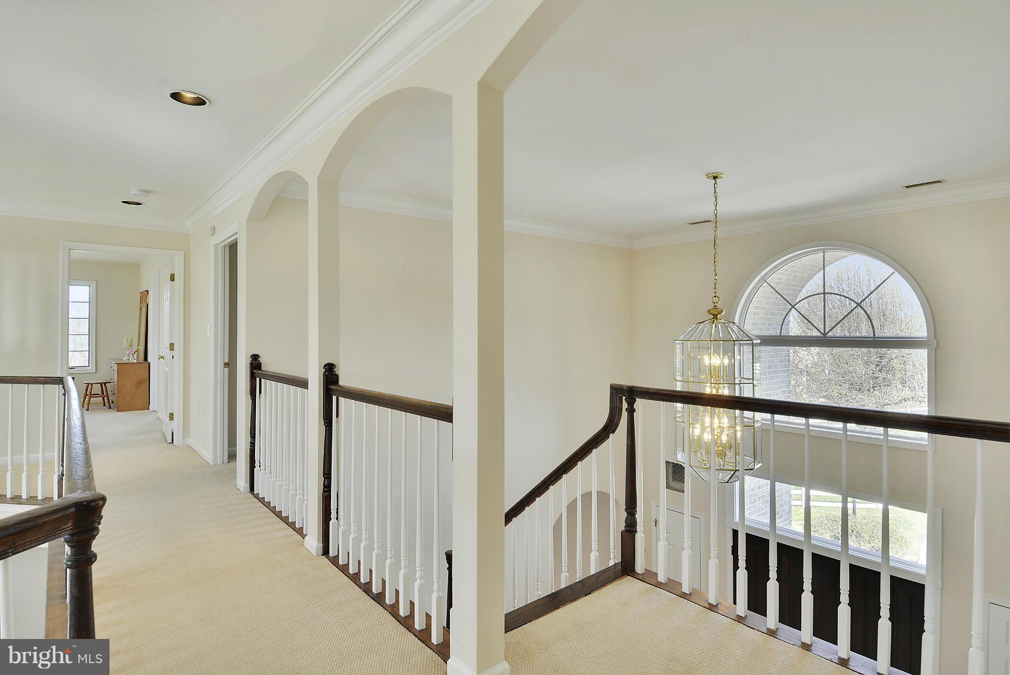 13505 Potomac Riding Lane Potomac, MD 20850 - Photo 17 of 30 Upper Level Hall