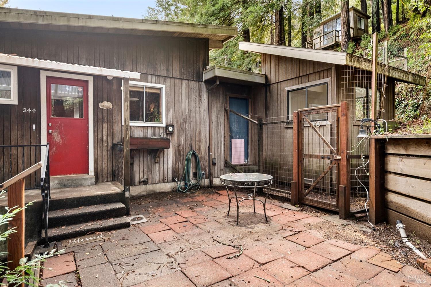 244 Summit Drive Corte Madera, CA 94925 - Photo 13 of 37