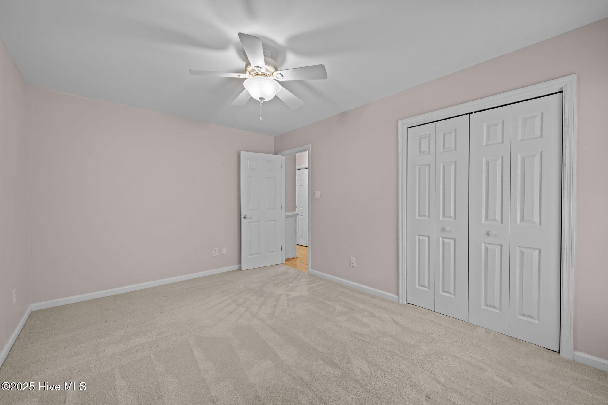 122 Innisbrook Court New Bern, NC 28562 - Photo 16 of 47 Bedroom #3