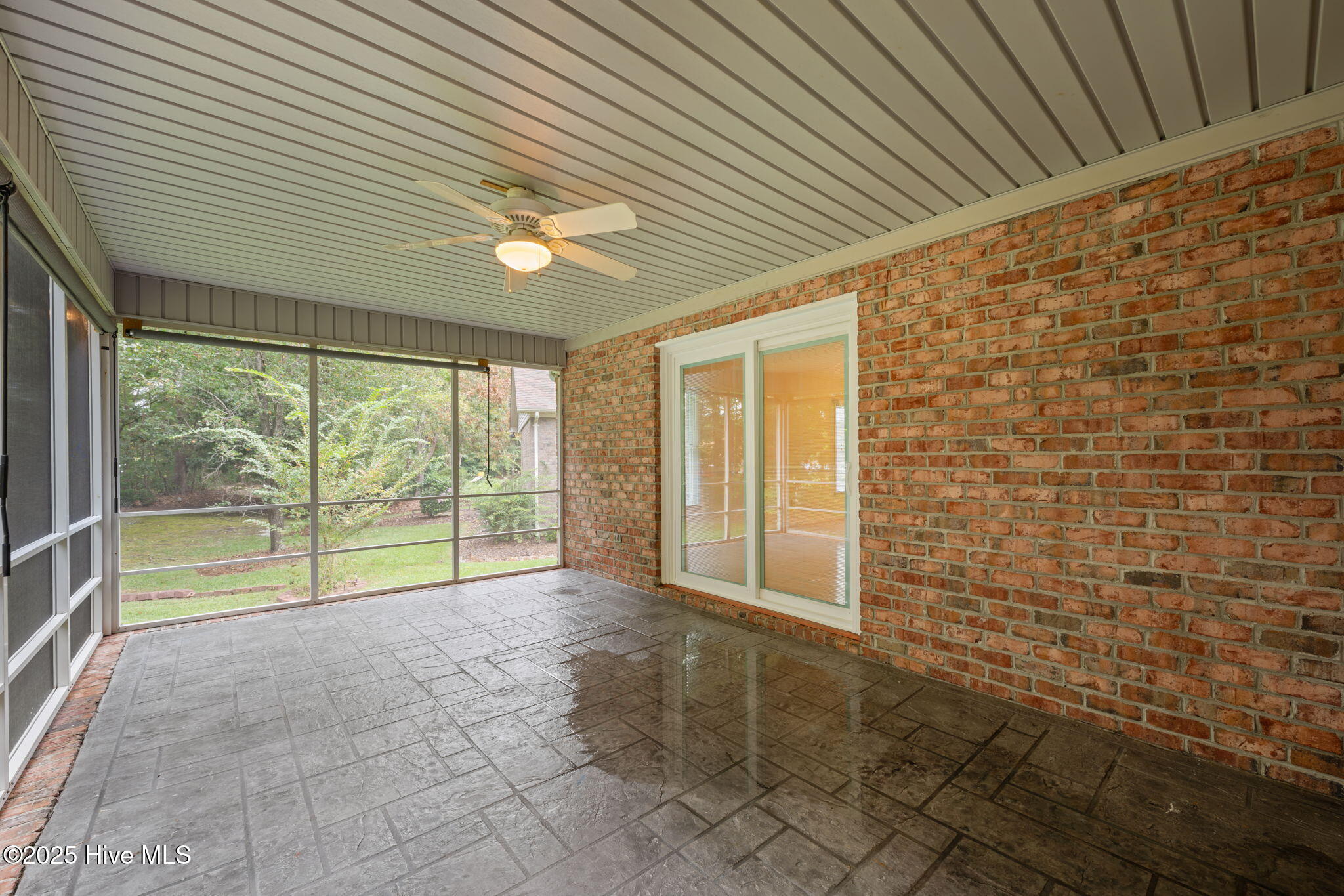 122 Innisbrook Court New Bern, NC 28562 - Photo 27 of 47 Access from Living Rm and Primary BR
