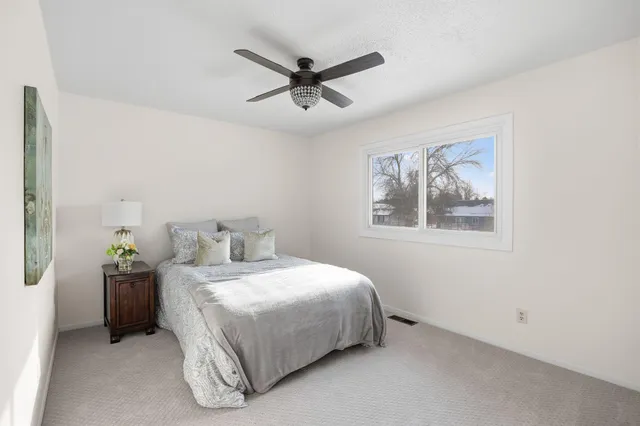 $147,250 | 6317 83rd Court North, Brooklyn Park, MN 55445