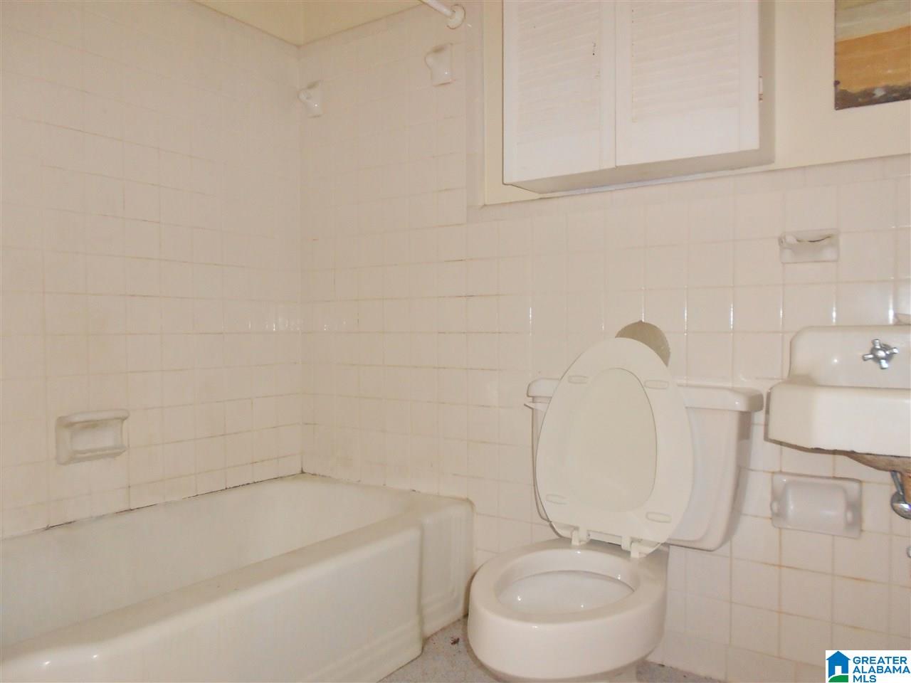 879 Vanderbilt Street Birmingham, AL 35206 - Photo 7 of 13