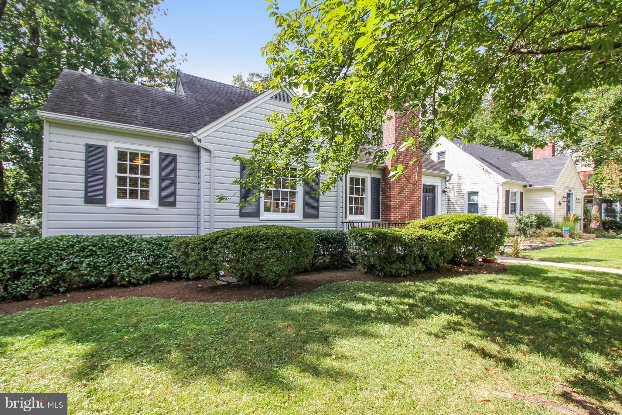9506 Evergreen Street Silver Spring, MD 20901 - Photo 2 of 30 Exterior (Front)