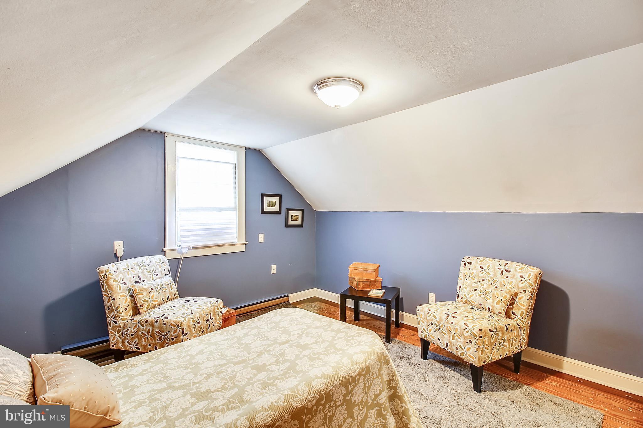 9506 Evergreen Street Silver Spring, MD 20901 - Photo 22 of 30 Upper level bedroom