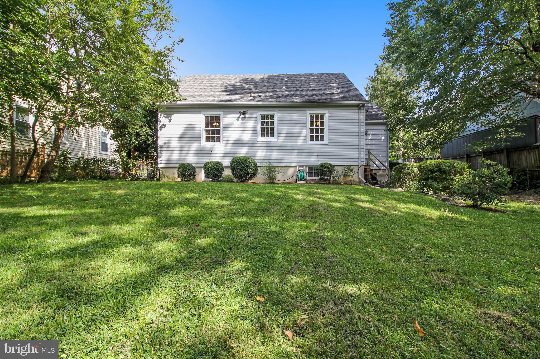 9506 Evergreen Street Silver Spring, MD 20901 - Photo 27 of 30 Exterior (Rear)