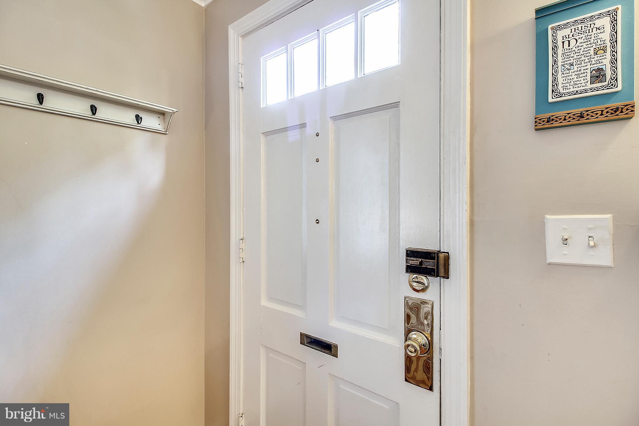9506 Evergreen Street Silver Spring, MD 20901 - Photo 7 of 30 Interior (General)