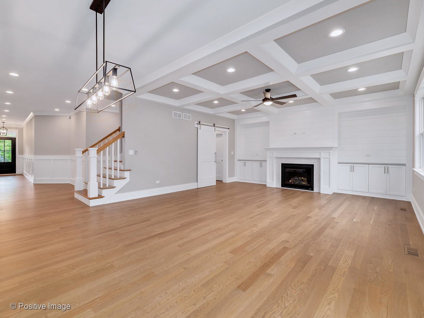 4524 Sterling Road Downers Grove, IL 60515 - Photo 4 of 27