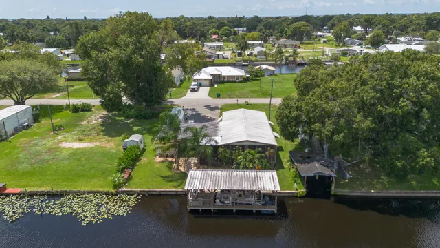 $249,000 | 3037 Southeast 27th Street, Okeechobee, FL 34974