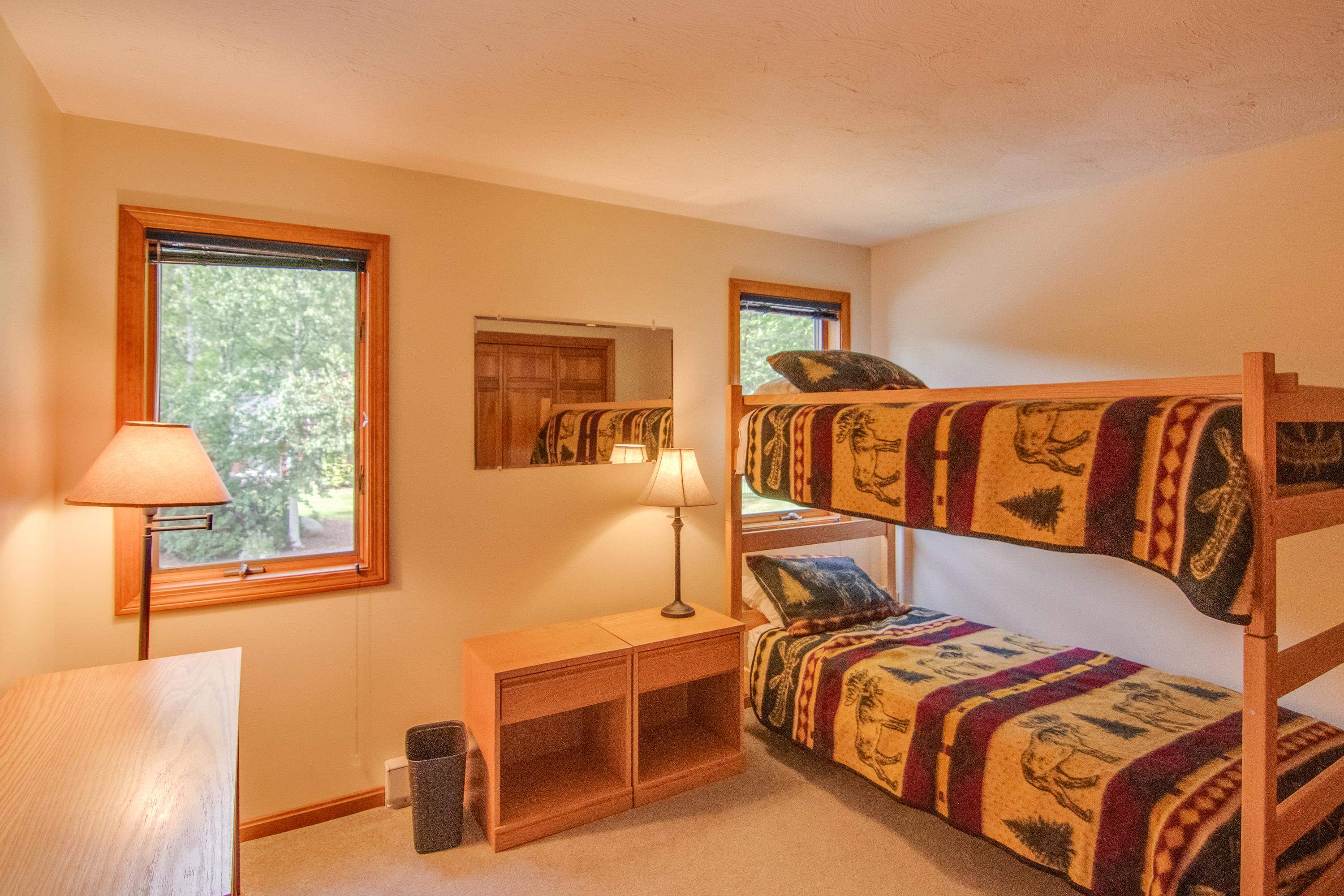 12 Greenridge Road, Unit 1 Lincoln, NH 03251 - Photo 32 of 36