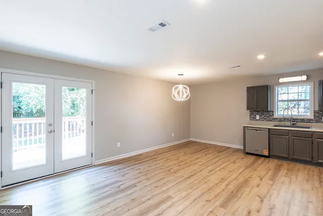 $2,185 | 2223 Papp Drive, Gainesville, GA 30506