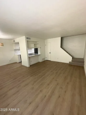 $1,675 | 8037 East Glenrosa Avenue, Scottsdale, AZ 85251