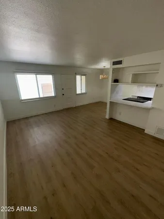 $1,645 | 8037 East Glenrosa Avenue, Scottsdale, AZ 85251