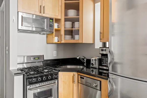 209-211 East 25th Street, Unit 4E | Kips Bay