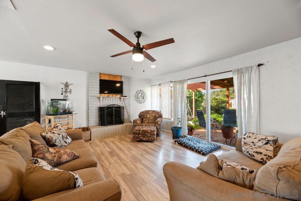 10015 Via Rita Santee, CA 92071 - Photo 2 of 25 Gallery Image 2