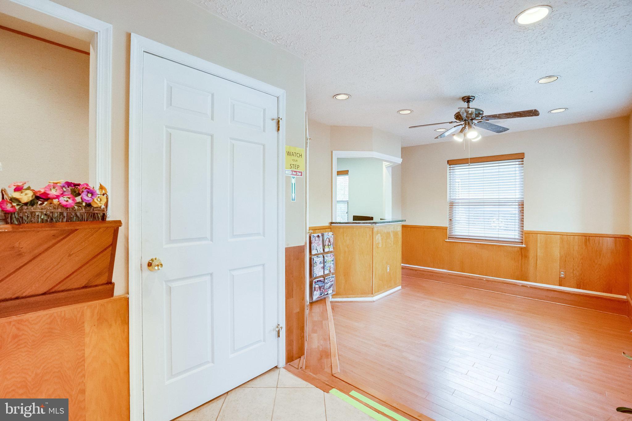 809 Swan Creek Road East Fort Washington, MD 20744 - Photo 27 of 64 In law suite / rental unit welcome station