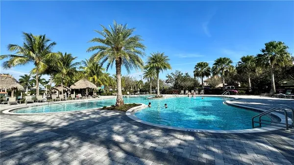 $2,300 | 2066 Tamarron Lane, Naples, FL 34120