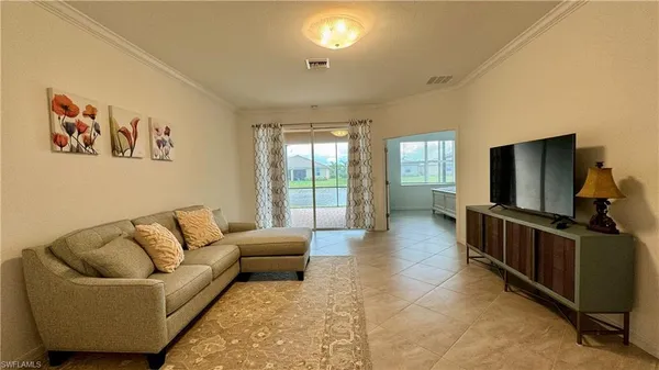 $2,300 | 2066 Tamarron Lane, Naples, FL 34120