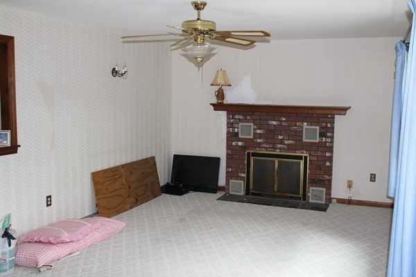 108 Vassar Road Agawam, MA 01030 - Photo 2 of 15 Gallery Image 2