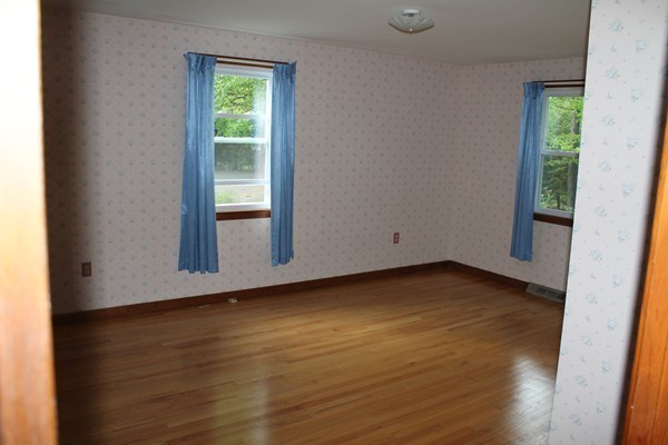 108 Vassar Road Agawam, MA 01030 - Photo 10 of 15 Gallery Image 10