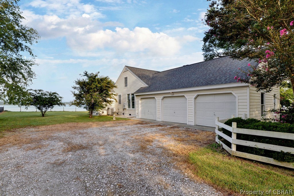 1452 Mercer Road Gloucester Point, VA 23062 - Photo 32 of 50 Gallery Image 32