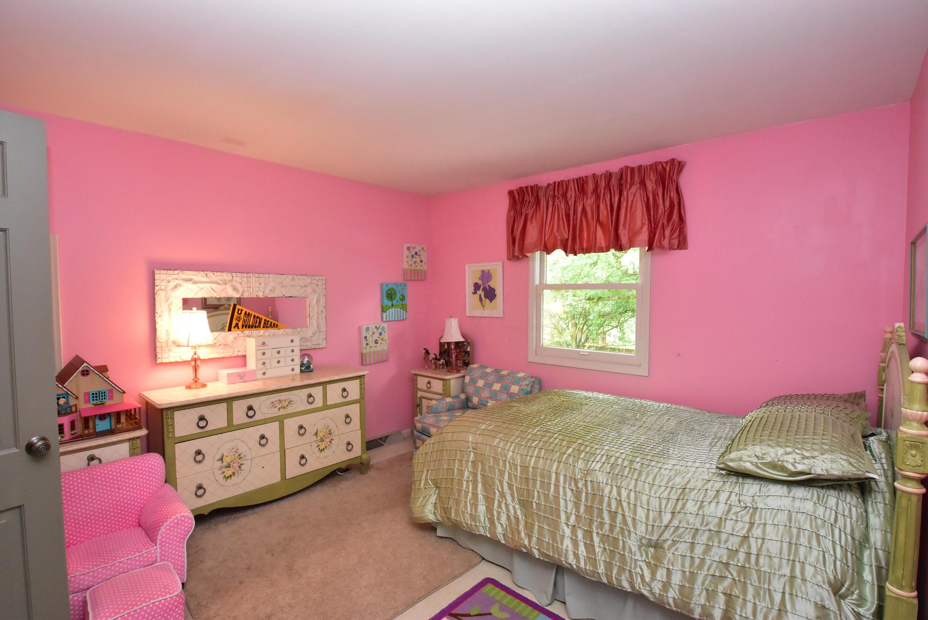 4269 Randmore Road Columbus, OH 43220 - Photo 20 of 30