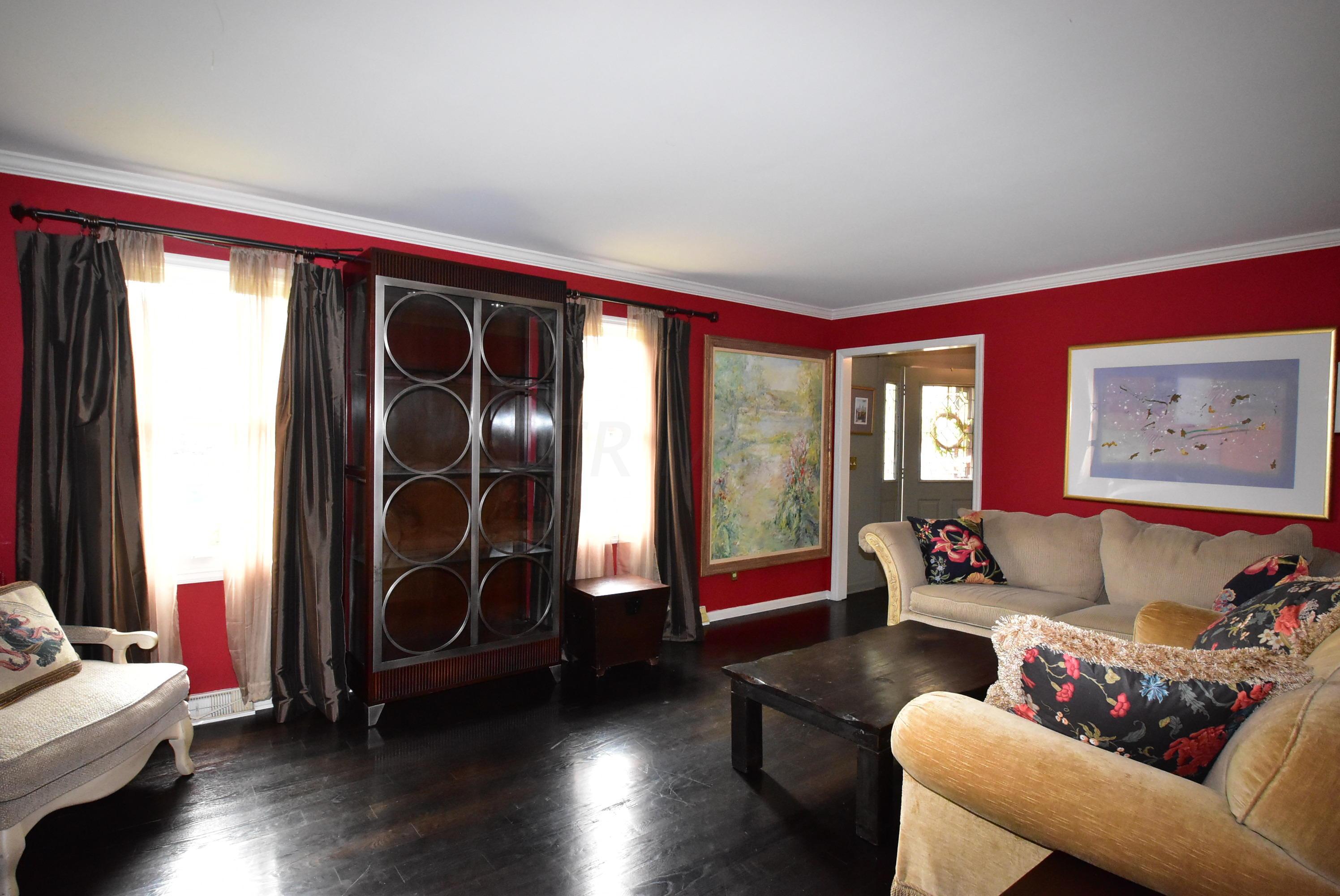 4269 Randmore Road Columbus, OH 43220 - Photo 9 of 30