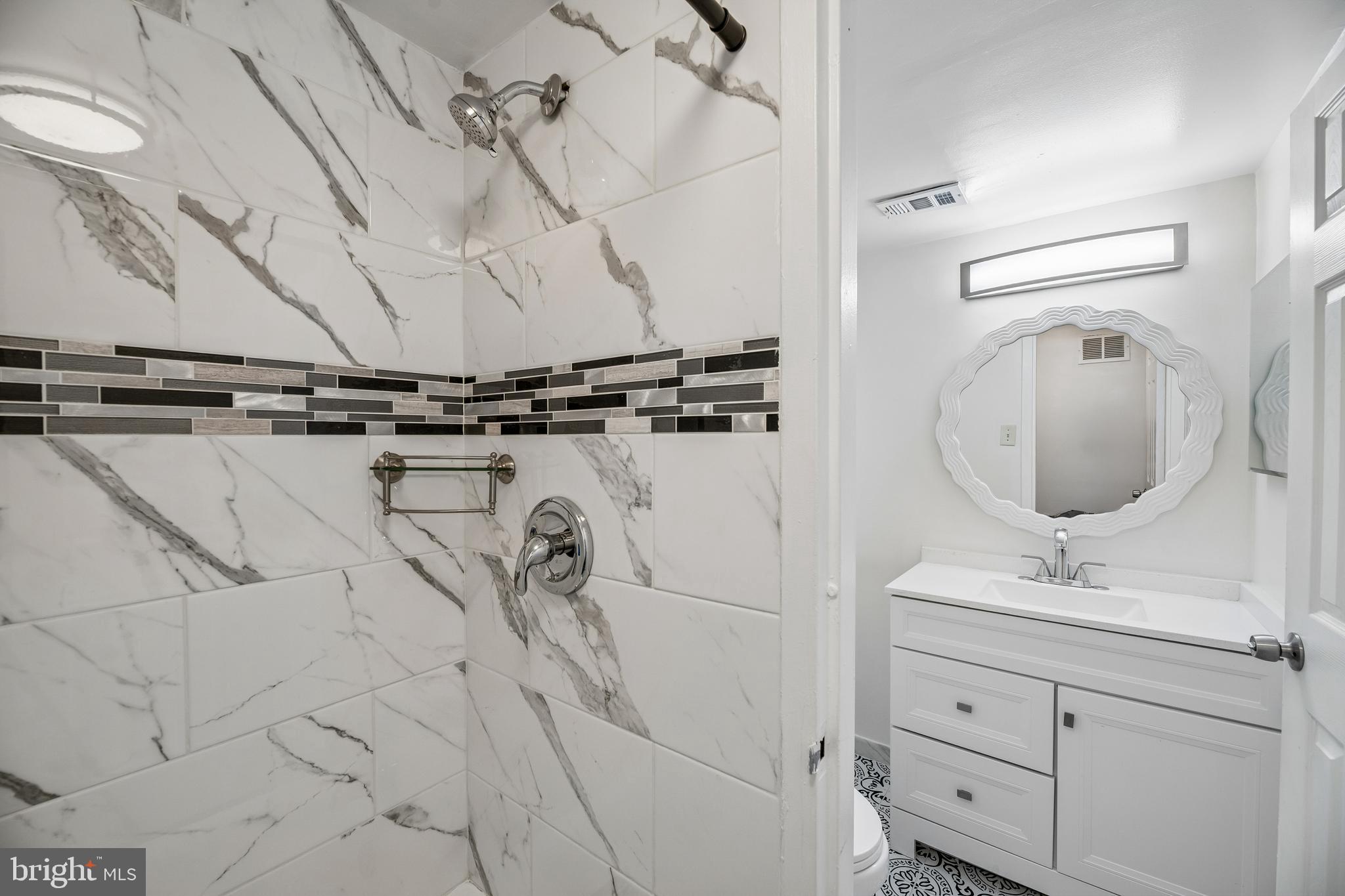 1836 Metzerott Road, Unit 2002 Hyattsville, MD 20783 - Photo 41 of 45 Bathroom