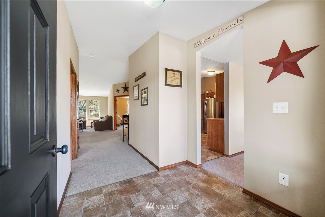 605 Penning Road, Unit B Chehalis, WA 98532 - Photo 5 of 36