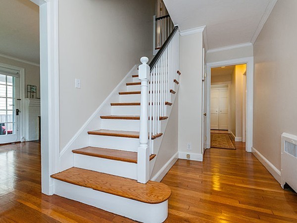 21 Marshfield Road Newton, MA 02459 - Photo 3 of 24 Gallery Image 3