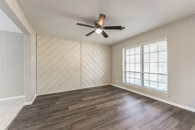 $224,900 | 7015 Pine Vista Lane, Houston, TX 77092