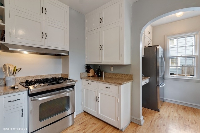 3044 Harrison Street Evanston, IL 60201 - Photo 13 of 30