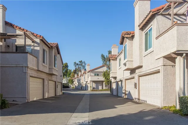 $539,000 | 424 Golden Springs Drive, Unit F, Diamond Bar, CA 91765