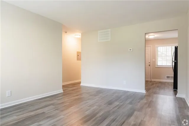 $1,300 | 1565 Crider Road, Marietta, GA 30060