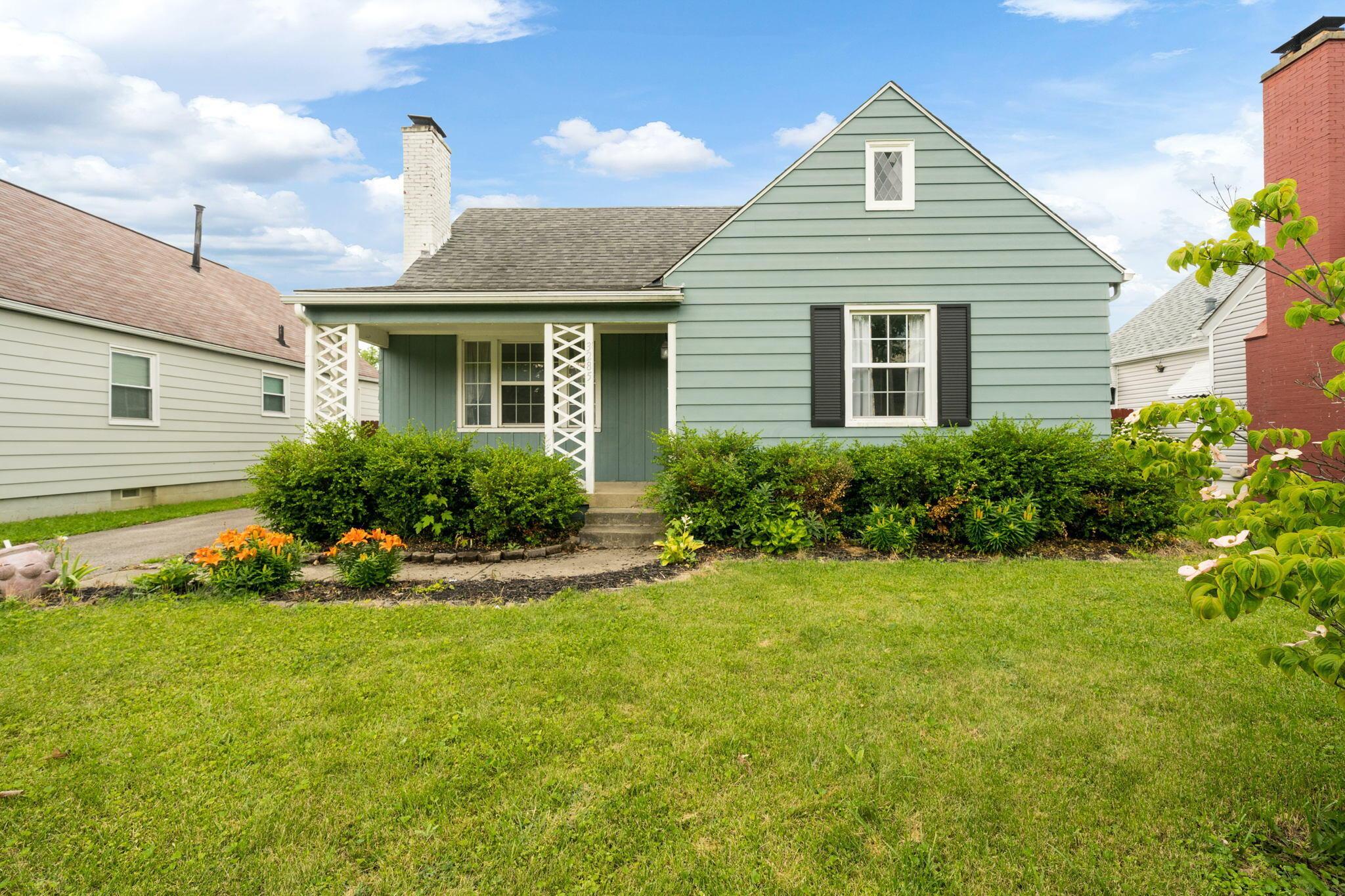 3285 Parkside Road Columbus, OH 43204 - Photo 2 of 24 5-web-or-mls-DSC08831