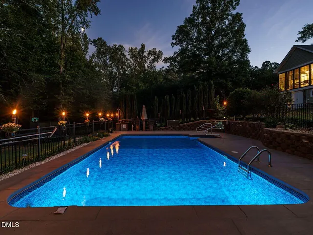 a outdoor view with a sitting space