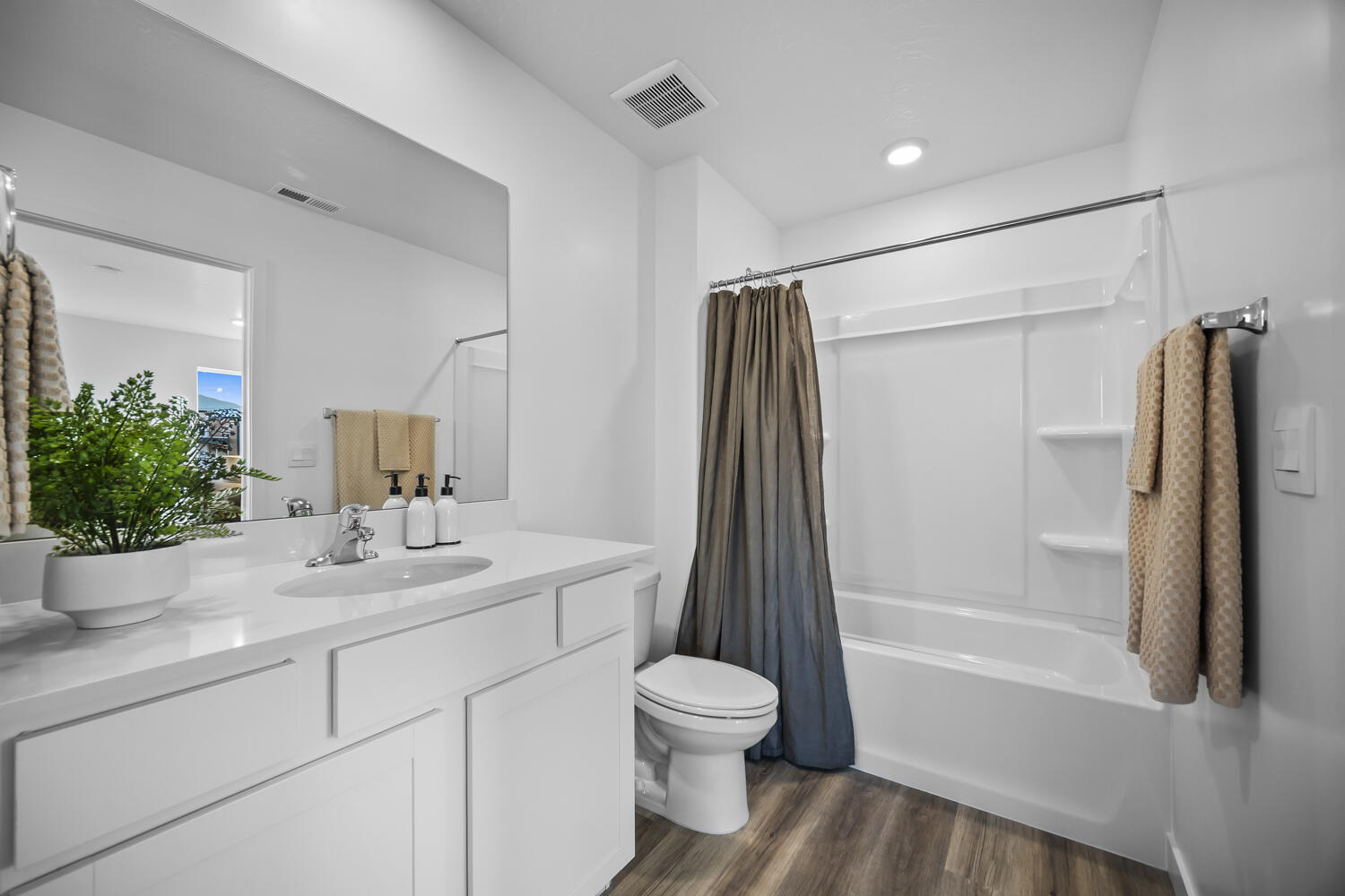 2216 Wolverine Way, Unit 2525 Washington, UT 84780 - Photo 23 of 29 _DSC2970