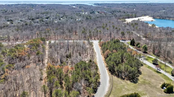 $695,000 | 98 Old Country Road, Westhampton, NY 11977