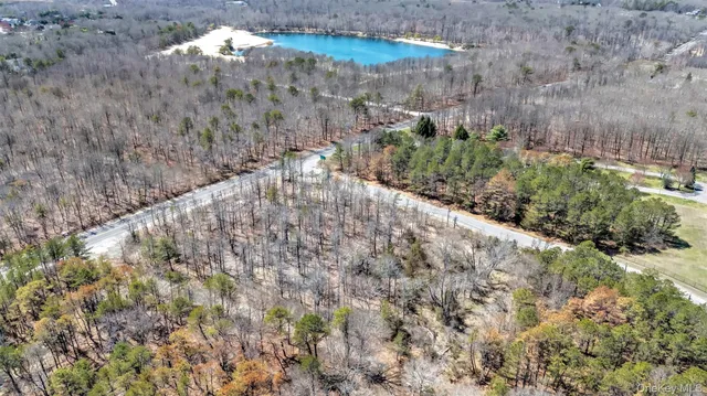 $695,000 | 98 Old Country Road, Westhampton, NY 11977