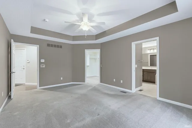 $500,000 | 2002 Stone Fountain Chase, Fort Wayne, IN 46804