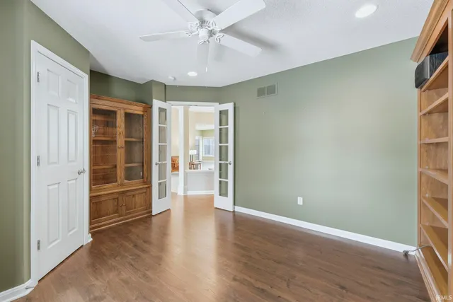 $500,000 | 2002 Stone Fountain Chase, Fort Wayne, IN 46804