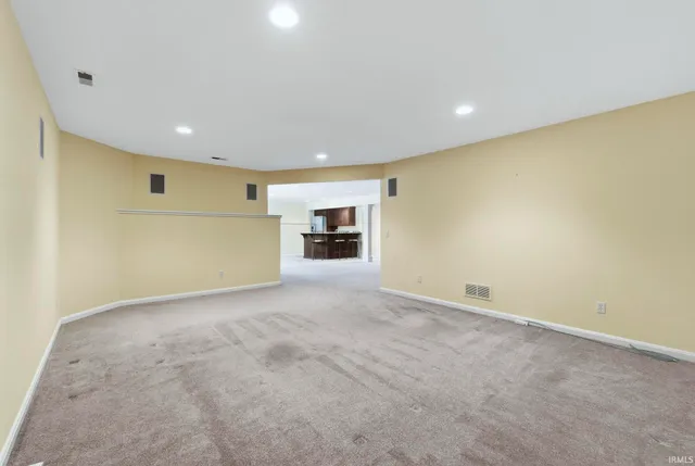 $500,000 | 2002 Stone Fountain Chase, Fort Wayne, IN 46804