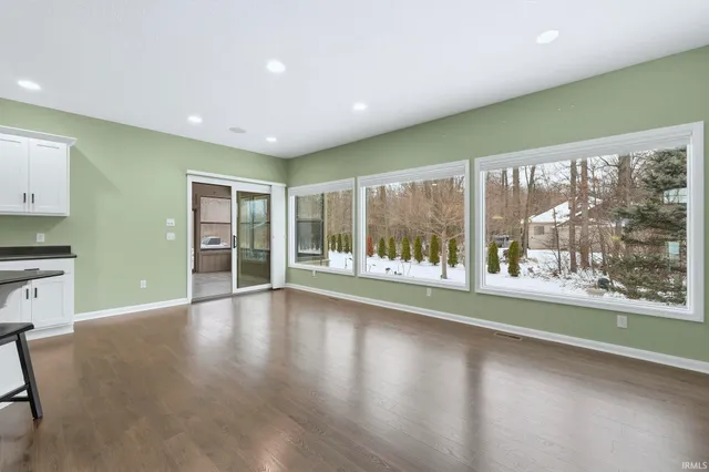 $500,000 | 2002 Stone Fountain Chase, Fort Wayne, IN 46804