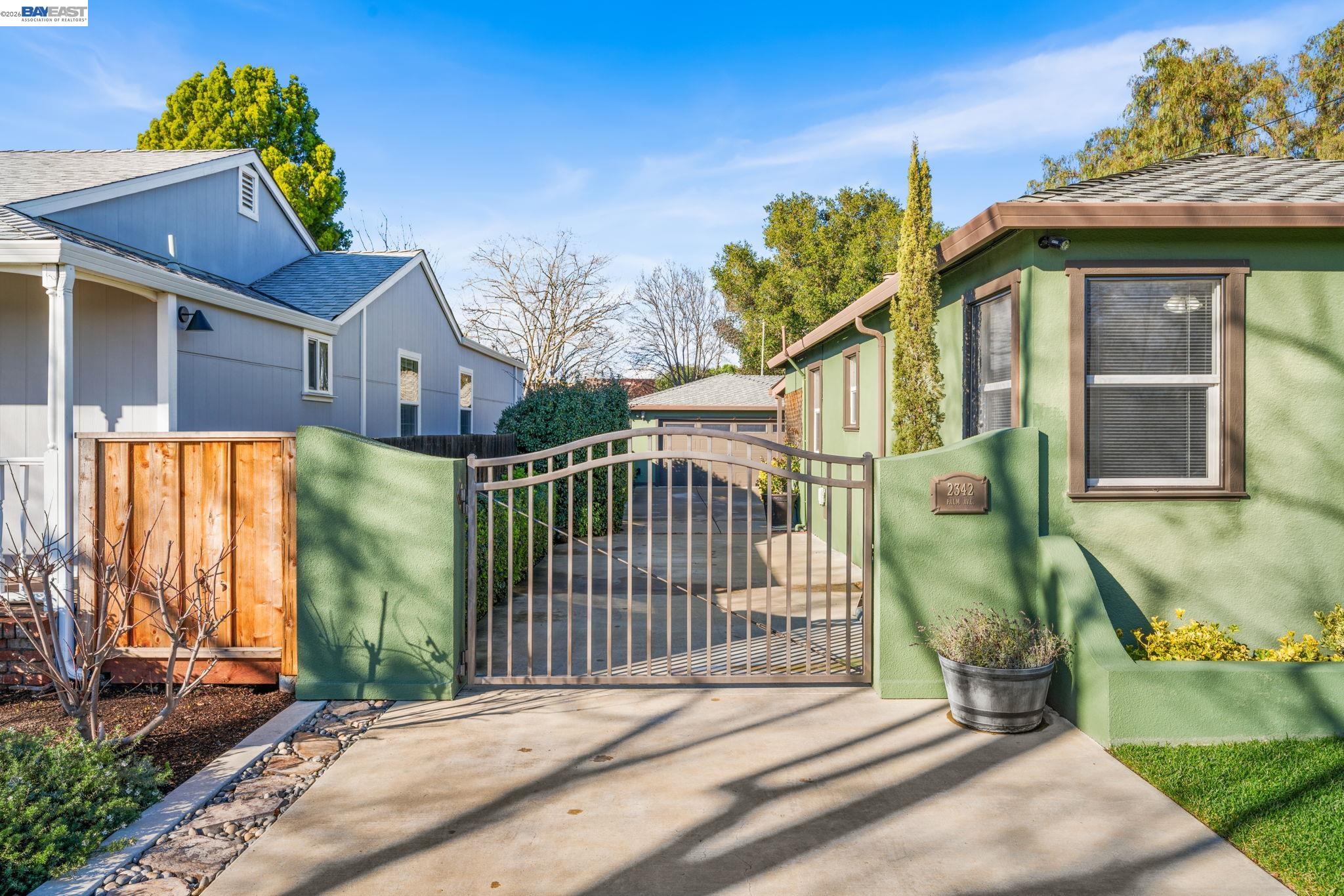 2342 Palm Avenue Livermore, CA 94550 - Photo 2 of 20