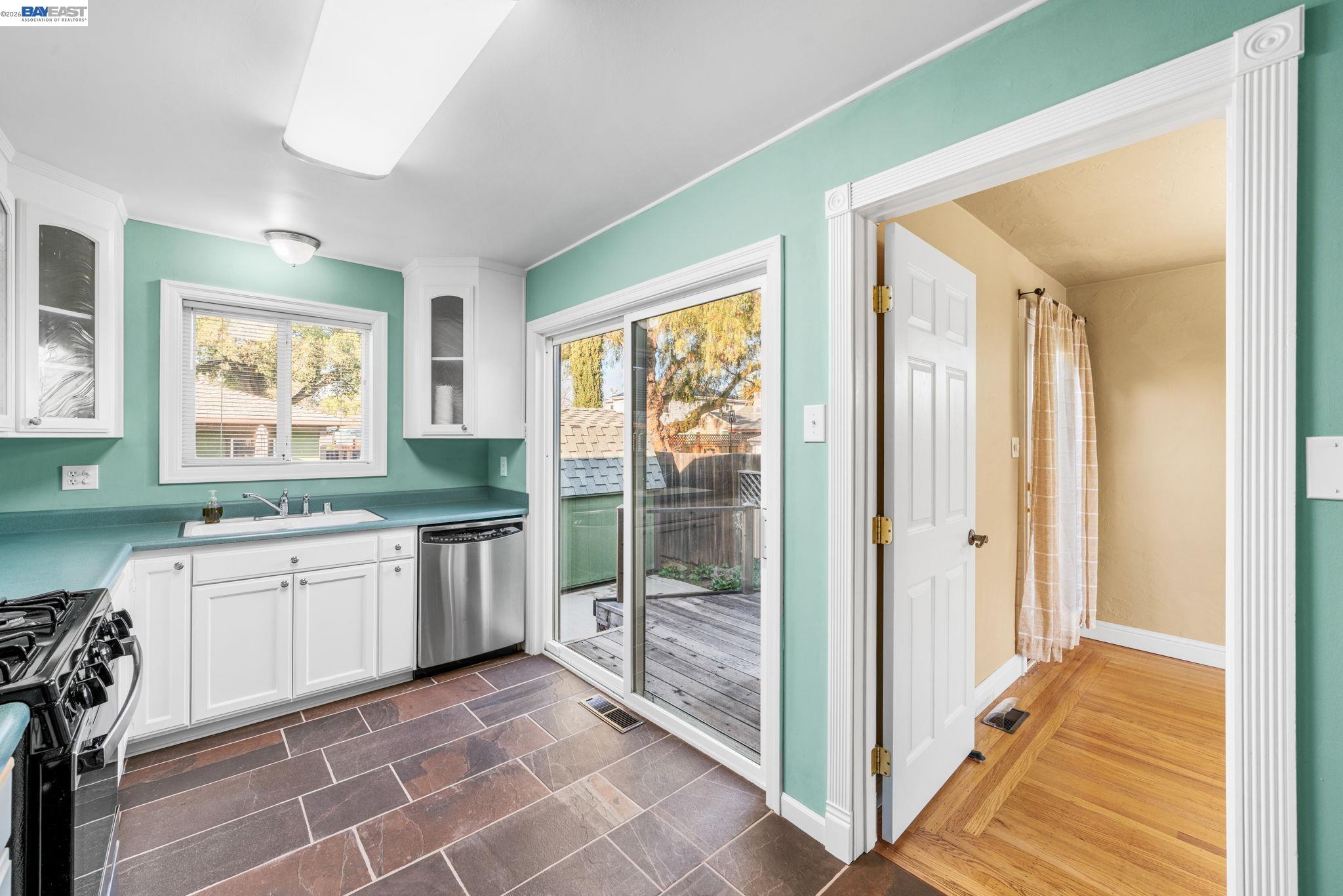 2342 Palm Avenue Livermore, CA 94550 - Photo 8 of 20