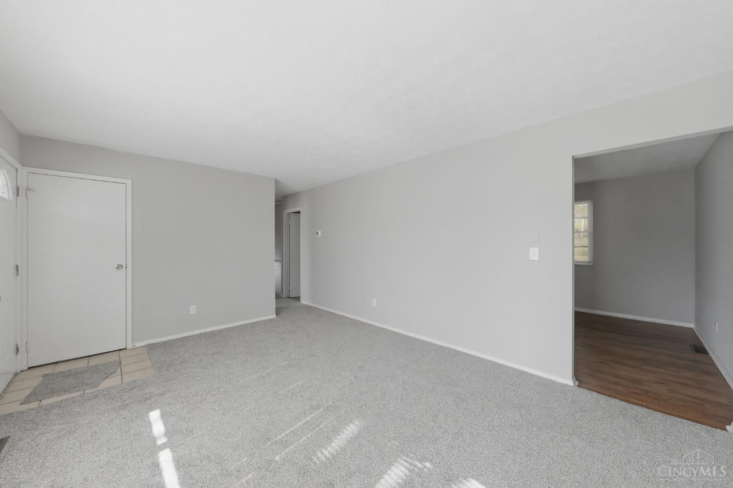 1854 Windmill Way Cincinnati, OH 45240 - Photo 13 of 33